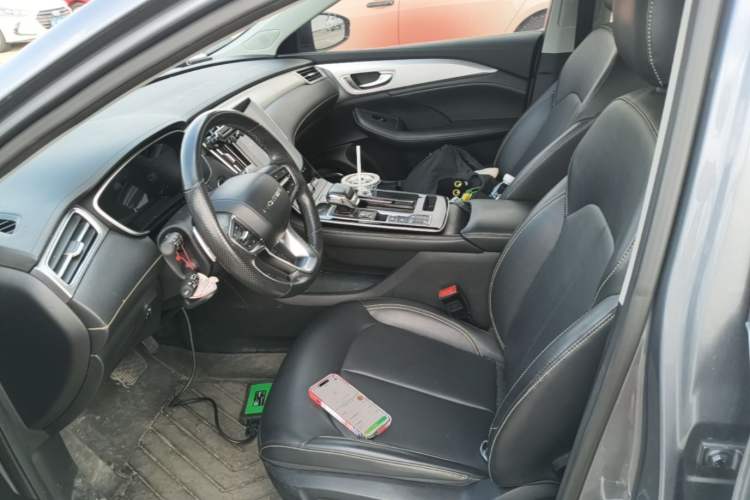 Used Roewe i6 MAX 2020 300TGI Automatic "Swell Cool Smart Drive" Edition Left Front Seat