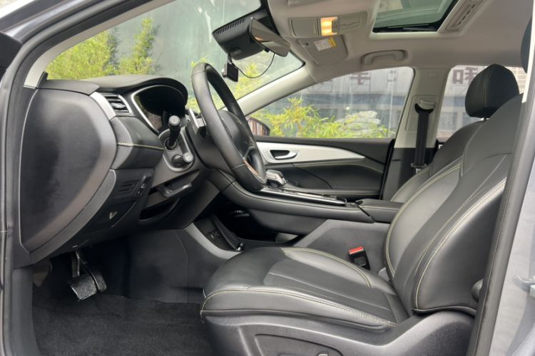 Used Roewe i6 MAX 2020 300TGI Automatic "Swell Cool Smart Drive" Edition Left Front Seat