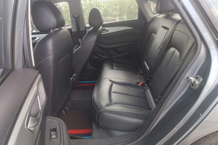 Used Roewe i6 MAX 2020 300TGI Automatic Sporty Cool Edition Left Rear Seat
