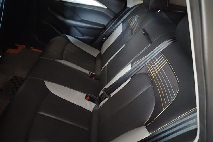 Used Roewe i6 MAX 2020 300TGI Automatic Cool & Stylish Skyroof Edition Left Rear Seat