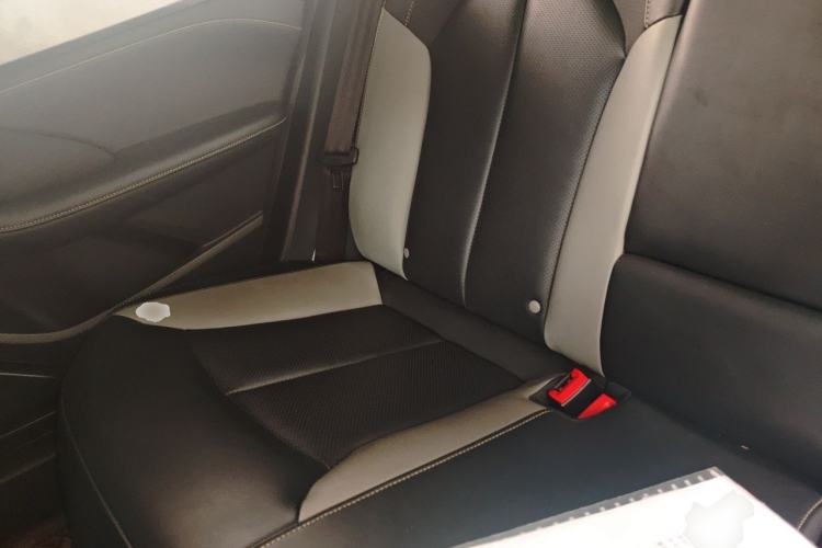 Used Roewe i6 MAX 2020 300TGI Automatic Cool & Stylish Skyroof Edition Left Rear Seat