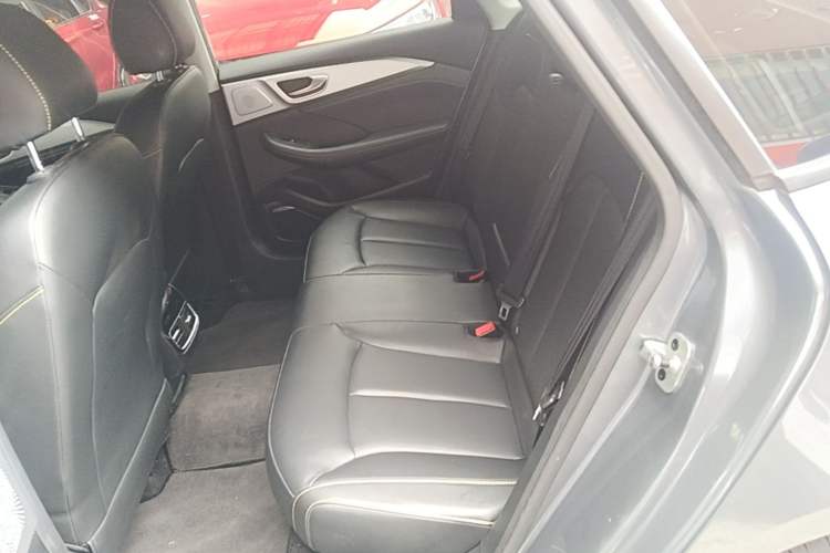 Used Roewe i6 MAX 2020 300TGI Automatic Sporty Cool Edition Left Rear Seat