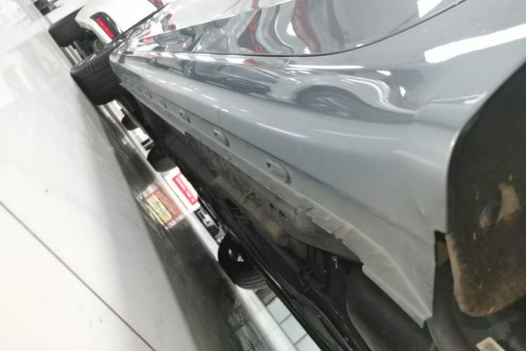 Used Roewe i6 MAX 2020 300TGI Automatic Sporty Cool Edition Left Side Sill