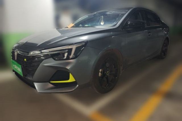 Used Roewe i6 MAX 2020 300TGI Automatic Supreme Edition with Cool Sunroof and Advanced Driving Features