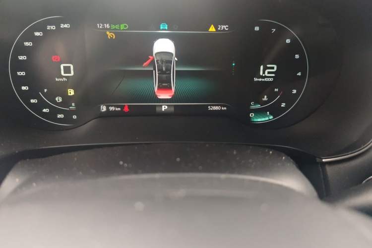 Used Roewe i6 MAX 2020 300TGI Automatic Sporty Cool Edition Odometer Close Up