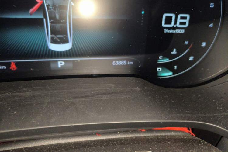 Used Roewe i6 MAX 2020 300TGI Automatic "Swell Cool Smart Drive" Edition Odometer Close Up