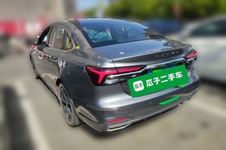 Used Roewe i6 MAX 2020 300TGI Automatic Supreme Edition with Cool Sunroof and Advanced Driving Features Rear Left 45 Deg