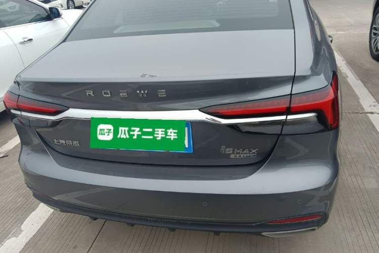 Used Roewe i6 MAX 2020 300TGI Automatic Supreme Edition with Cool Sunroof and Advanced Driving Features Rear