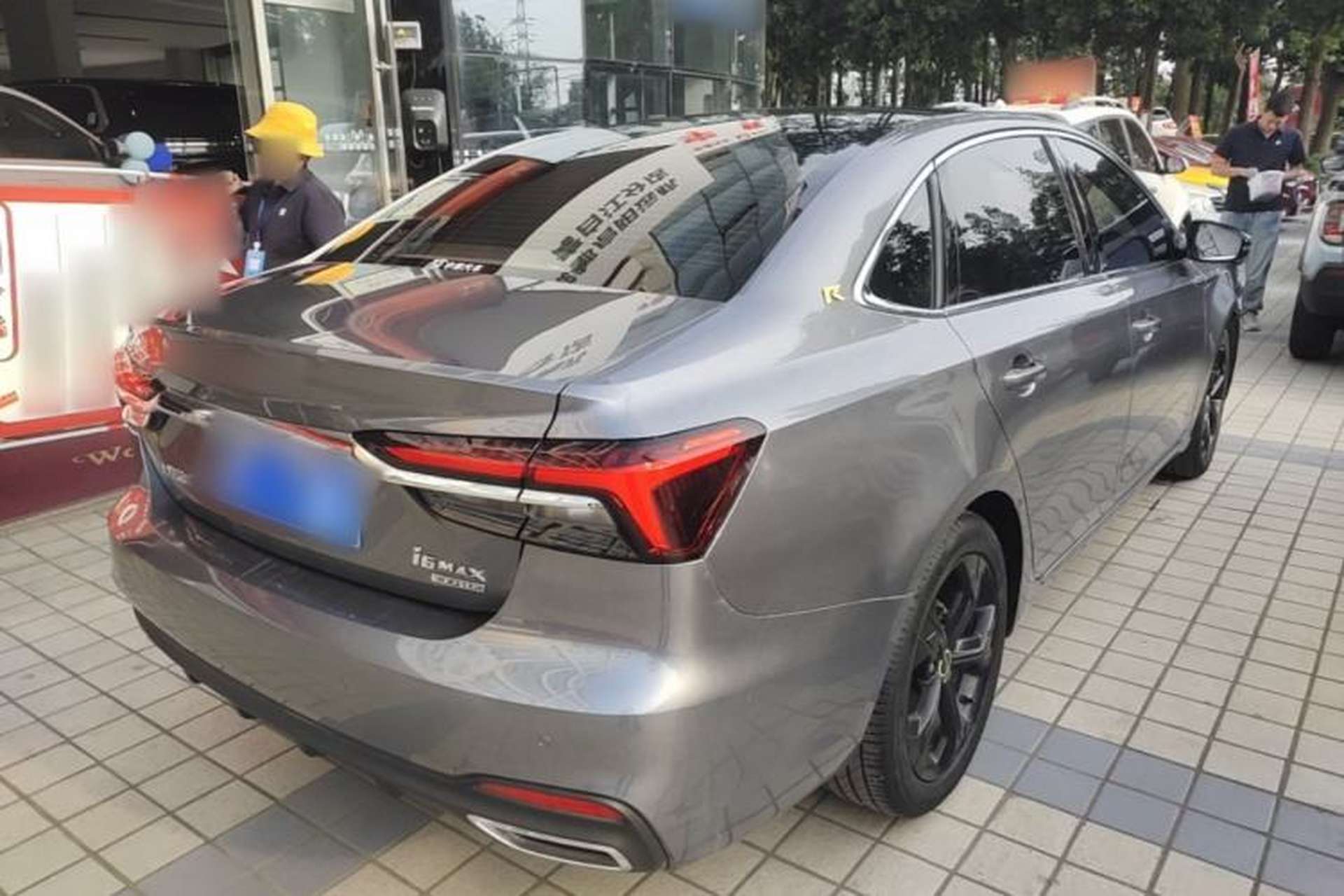 Used Roewe i6 MAX 2020 300TGI Automatic Cool & Stylish Skyroof Edition Rear Right 45 Deg