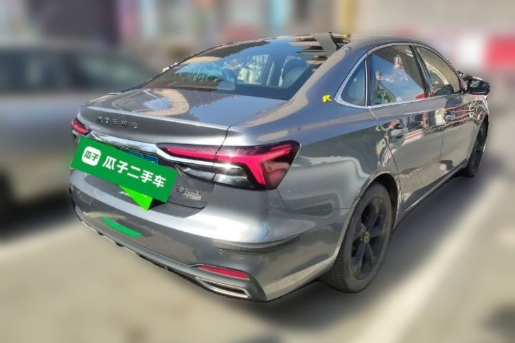 Used Roewe i6 MAX 2020 300TGI Automatic Supreme Edition with Cool Sunroof and Advanced Driving Features Rear Right 45 Deg