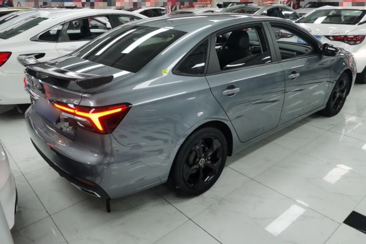 Used Roewe i6 MAX 2020 300TGI Automatic Sporty Cool Edition Rear Right 45 Deg