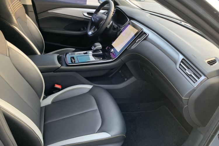 Used Roewe i6 MAX 2020 300TGI Automatic Cool & Stylish Skyroof Edition Right Front Seat