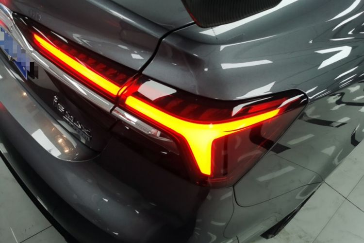 Used Roewe i6 MAX 2020 300TGI Automatic Sporty Cool Edition Right Rear Taillight