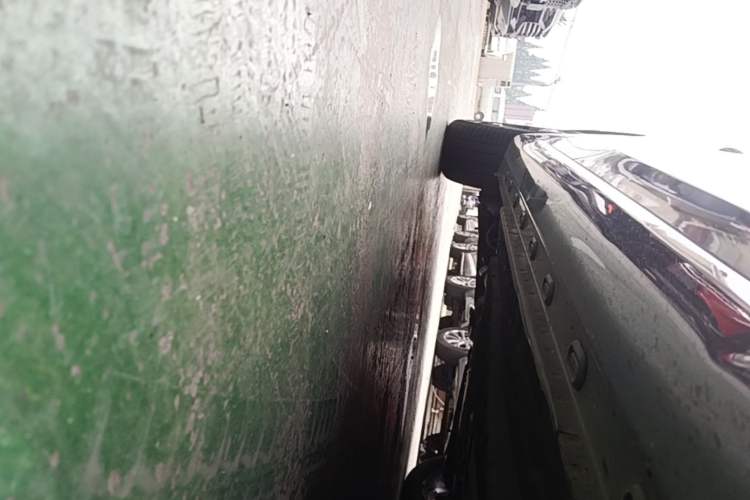 Used Roewe i6 MAX 2020 300TGI Automatic Sporty Cool Edition Right Side Sill