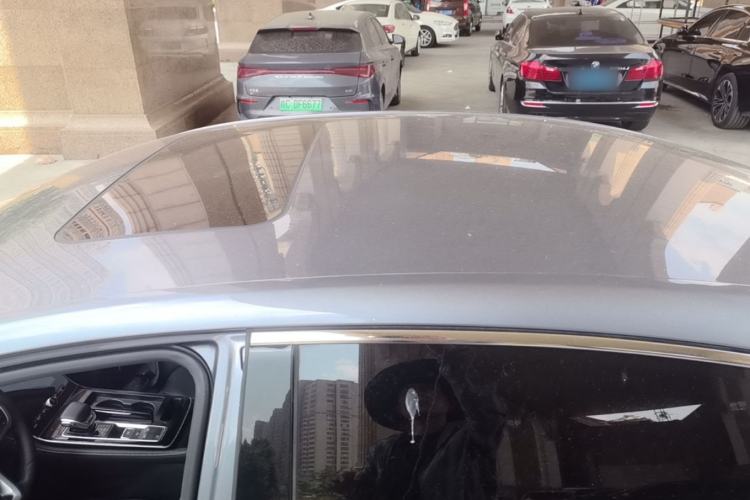 Used Roewe i6 MAX 2020 300TGI Automatic "Swell Cool Smart Drive" Edition Roof