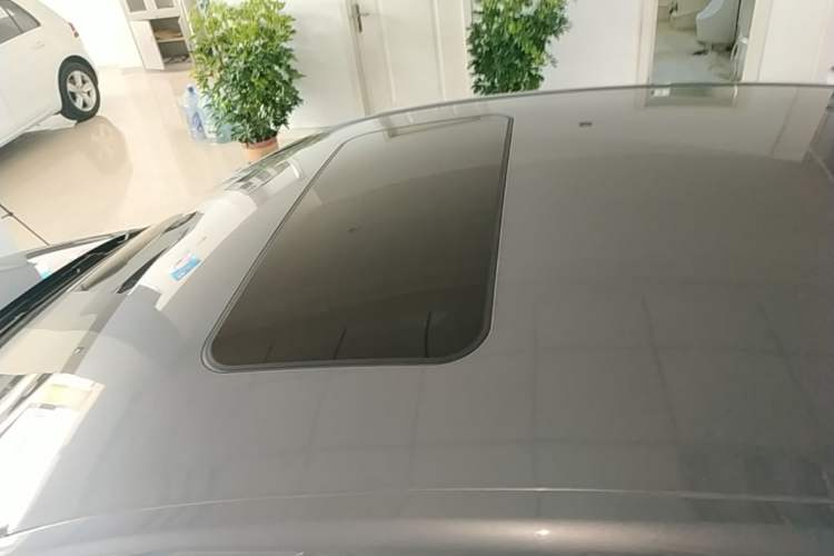 Used Roewe i6 MAX 2020 300TGI Automatic Sporty Cool Edition Roof