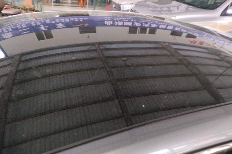 Used Roewe i6 MAX 2020 300TGI Automatic Supreme Edition with Cool Sunroof and Advanced Driving Features Roof