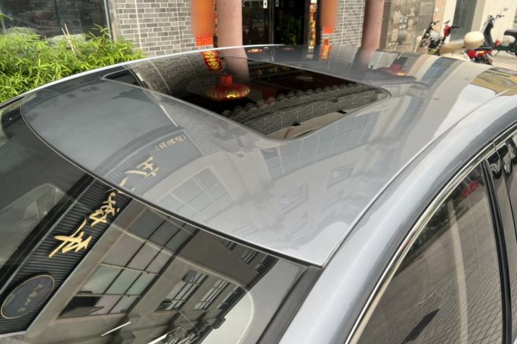 Used Roewe i6 MAX 2020 300TGI Automatic "Swell Cool Smart Drive" Edition Roof