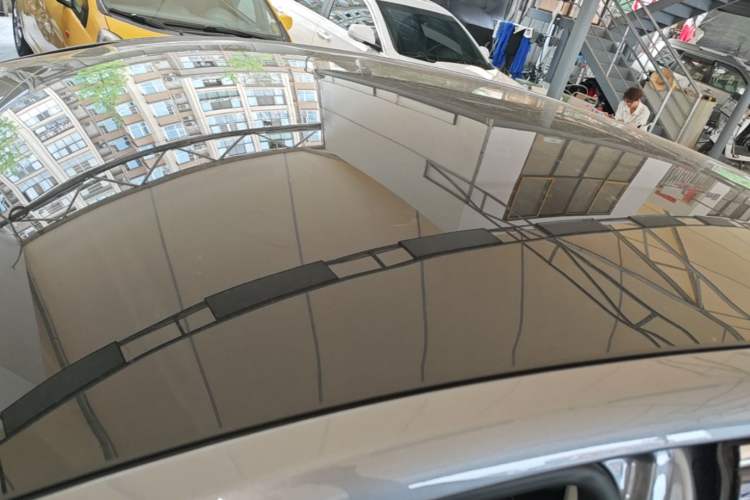 Used Roewe i6 MAX 2020 300TGI Automatic Supreme Edition with Cool Sunroof and Advanced Driving Features Roof