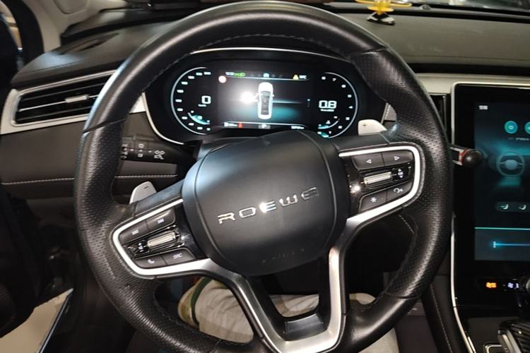 Used Roewe i6 MAX 2020 300TGI Automatic Cool & Stylish Skyroof Edition Steering Wheel