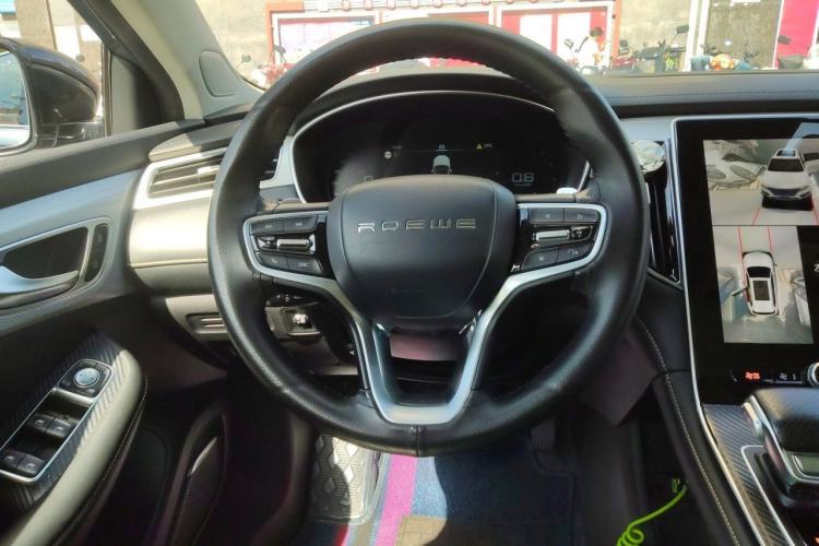 Used Roewe i6 MAX 2020 300TGI Automatic Supreme Edition with Cool Sunroof and Advanced Driving Features Steering Wheel