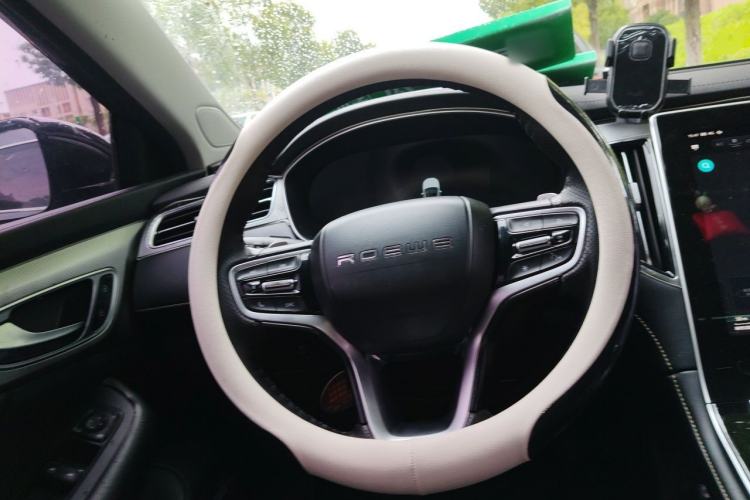 Used Roewe i6 MAX 2020 300TGI Automatic "Swell Cool Smart Drive" Edition Steering Wheel