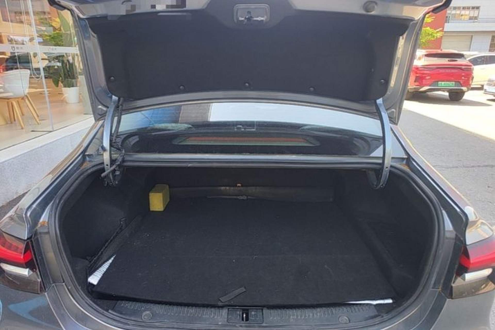 Used Roewe i6 MAX 2020 300TGI Automatic Cool & Stylish Skyroof Edition Trunk