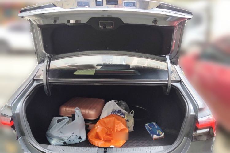 Used Roewe i6 MAX 2020 300TGI Automatic Cool & Stylish Skyroof Edition Trunk