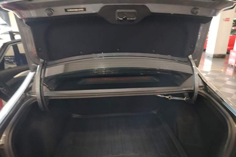 Used Roewe i6 MAX 2020 300TGI Automatic Cool & Stylish Skyroof Edition Trunk