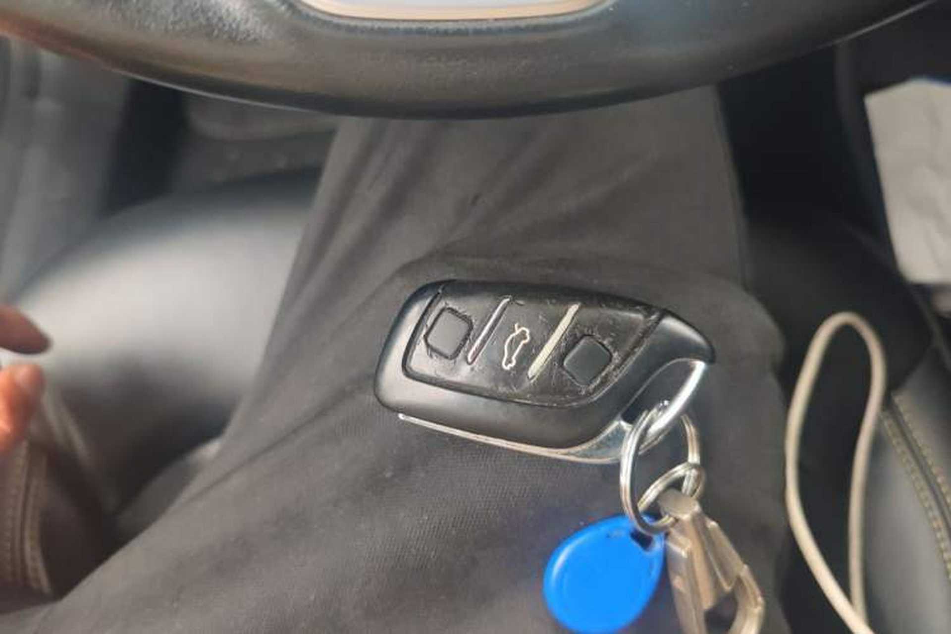 Used Roewe i6 MAX 2020 300TGI Automatic Sporty Cool Edition Vehicle Key