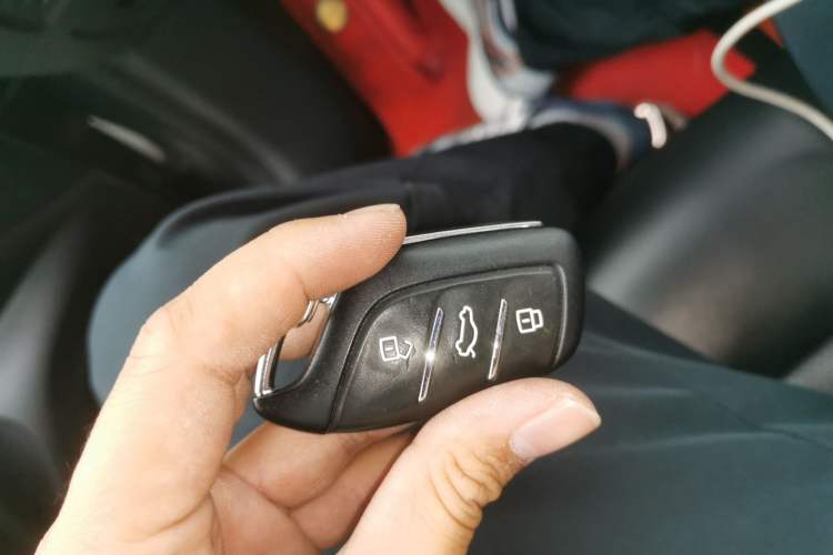 Used Roewe i6 MAX 2020 300TGI Automatic Sporty Cool Edition Vehicle Key