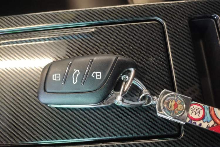 Used Roewe i6 MAX 2020 300TGI Automatic "Swell Cool Smart Drive" Edition Vehicle Key