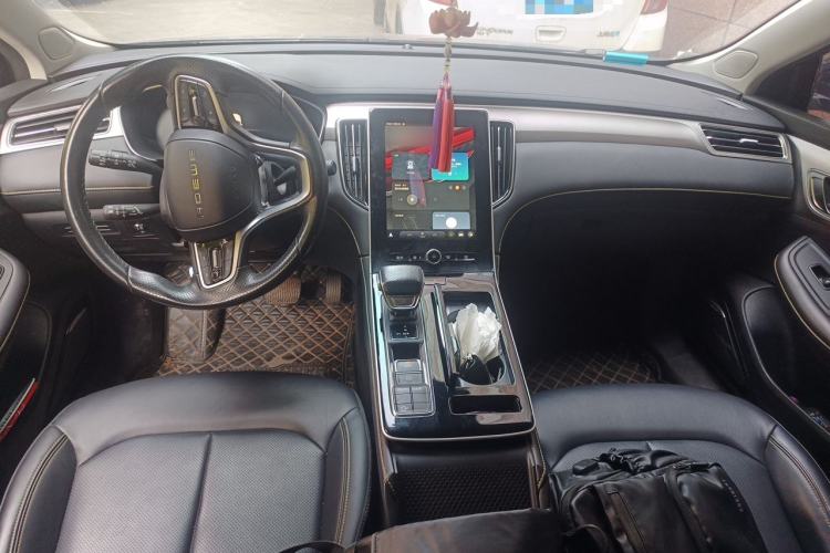 Used Roewe i6 MAX 2020 300TGI Automatic "Swell Cool Smart Drive" Edition Center Console