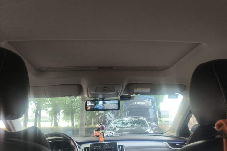 Used Roewe i6 MAX 2020 300TGI Automatic Sporty Cool Edition Headliner