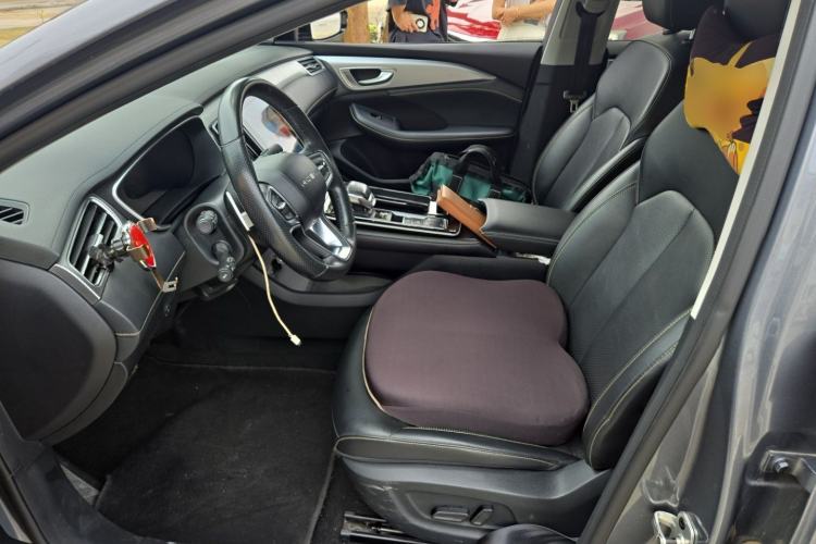 Used Roewe i6 MAX 2020 300TGI Automatic "Swell Cool Smart Drive" Edition Left Front Seat