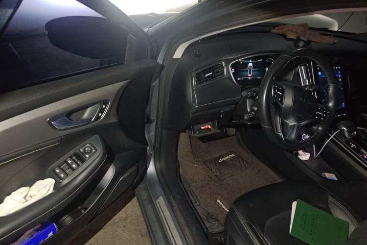 Used Roewe i6 MAX 2020 300TGI Automatic "Swell Cool Smart Drive" Edition Driver Seat
