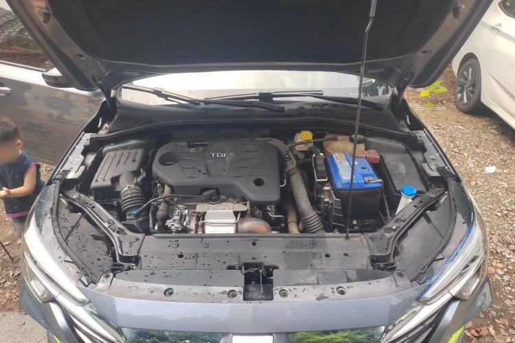 Used Roewe i6 MAX 2020 300TGI Automatic "Swell Cool Smart Drive" Edition Engine Bay