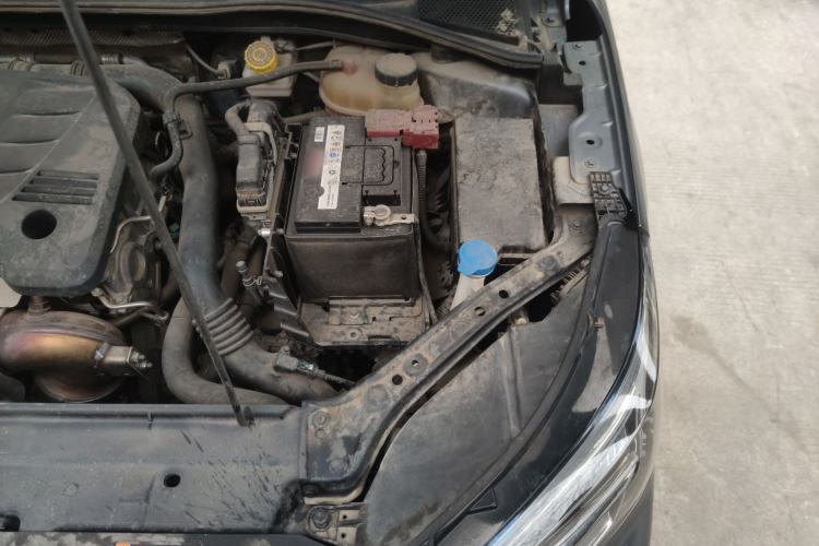 Used Roewe i6 MAX 2020 300TGI Automatic "Swell Cool Smart Drive" Edition Engine Bay Left