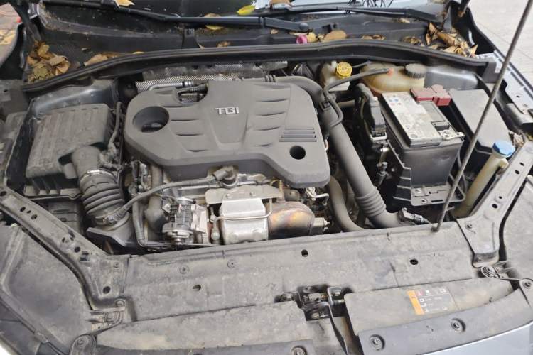 Used Roewe i6 MAX 2020 300TGI Automatic "Swell Cool Smart Drive" Edition Engine Bay