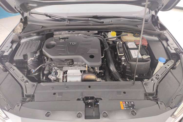 Used Roewe i6 MAX 2020 300TGI Automatic Cool & Stylish Skyroof Edition Engine Bay