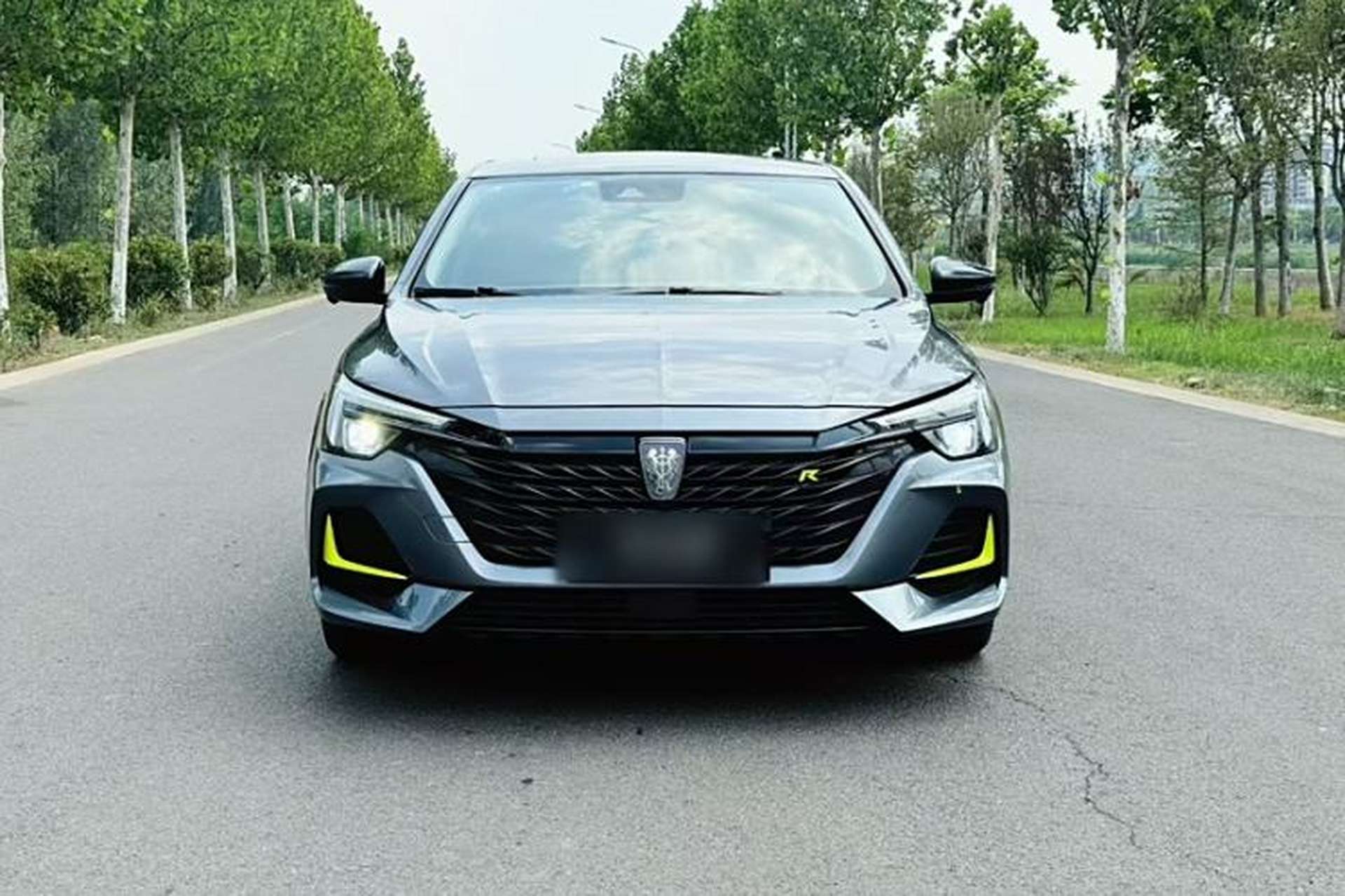 Used Roewe i6 MAX 2020 300TGI Automatic "Swell Cool Smart Drive" Edition Exterior 1
