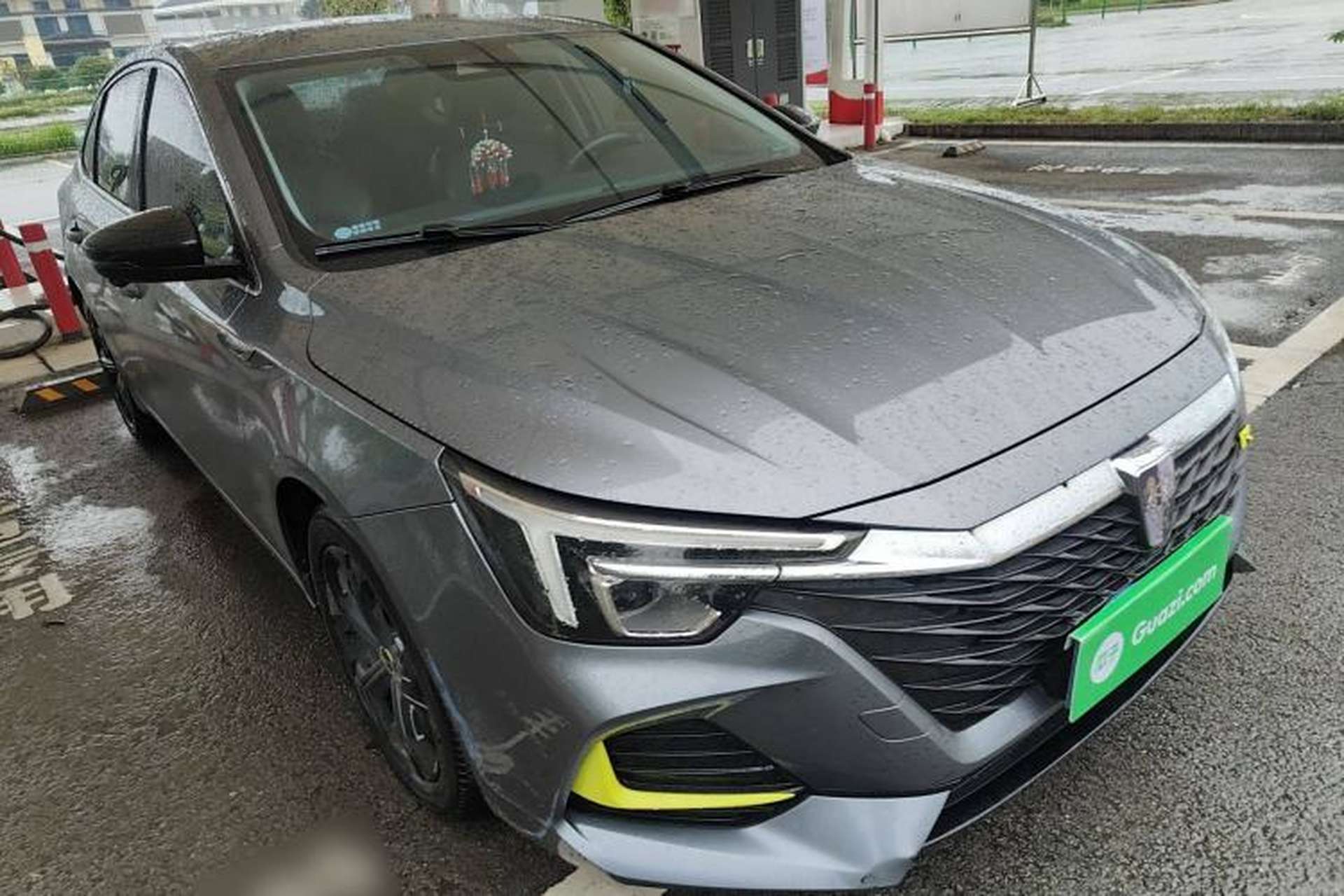 Used Roewe i6 MAX 2020 300TGI Automatic "Swell Cool Smart Drive" Edition Exterior 2