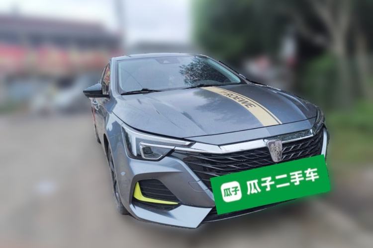 Used Roewe i6 MAX 2020 300TGI Automatic "Swell Cool Smart Drive" Edition Front Right 45 Deg