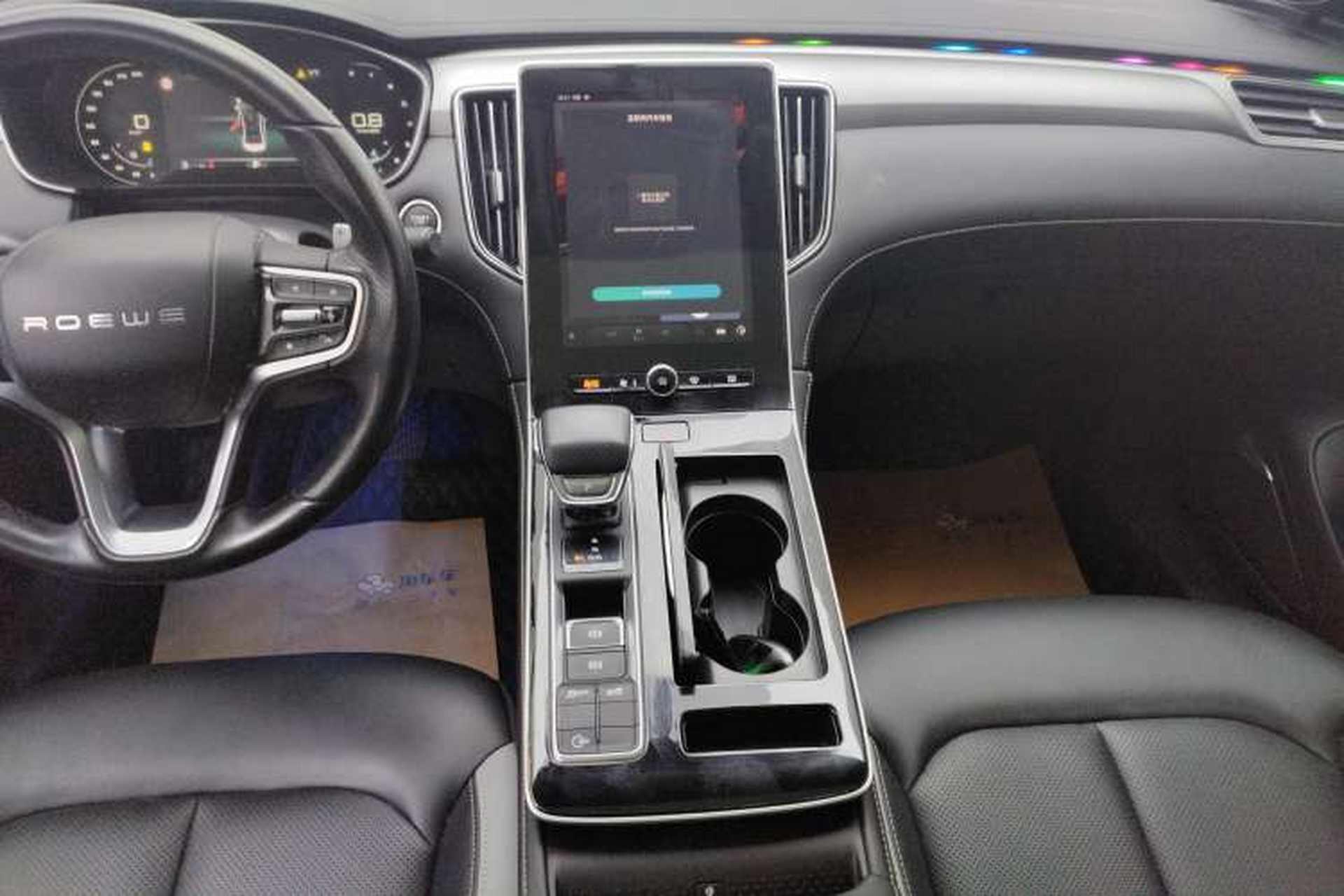 Used Roewe i6 MAX 2020 300TGI Automatic Cool & Stylish Skyroof Edition Gear Lever