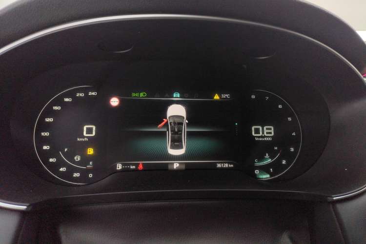 Used Roewe i6 MAX 2020 300TGI Automatic Cool & Stylish Skyroof Edition Instrument Cluster