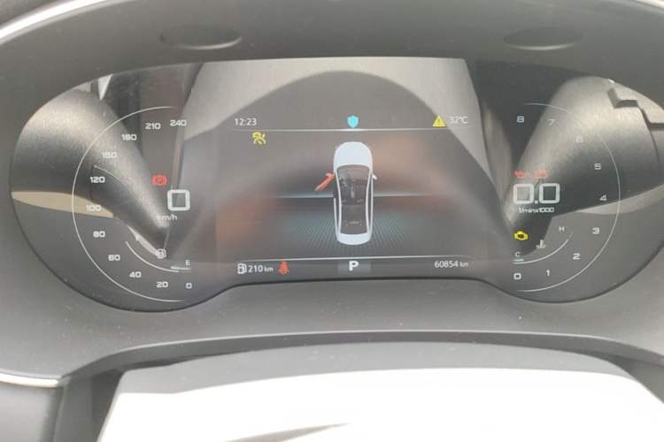 Used Roewe i6 MAX 2020 300TGI Automatic "Swell Cool Smart Drive" Edition Instrument Cluster