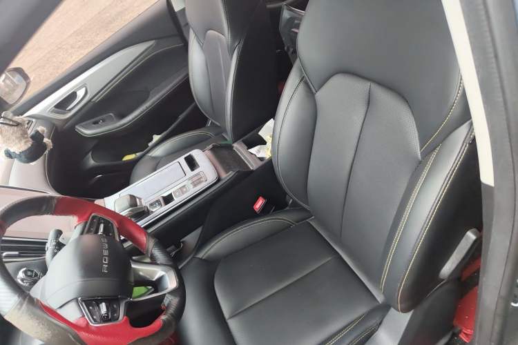 Used Roewe i6 MAX 2020 300TGI Automatic "Swell Cool Smart Drive" Edition Left Front Seat