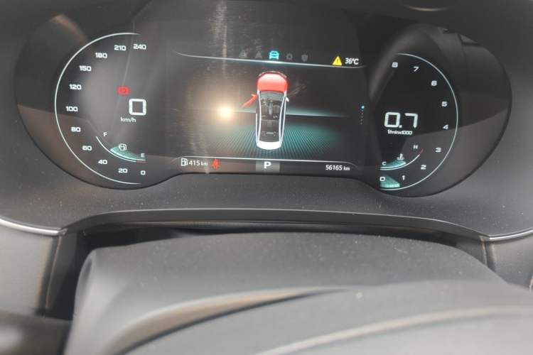 Used Roewe i6 MAX 2020 300TGI Automatic "Swell Cool Smart Drive" Edition Odometer Close Up