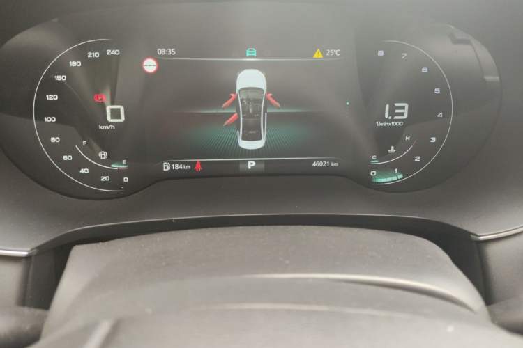 Used Roewe i6 MAX 2020 300TGI Automatic Sporty Cool Edition Odometer Close Up