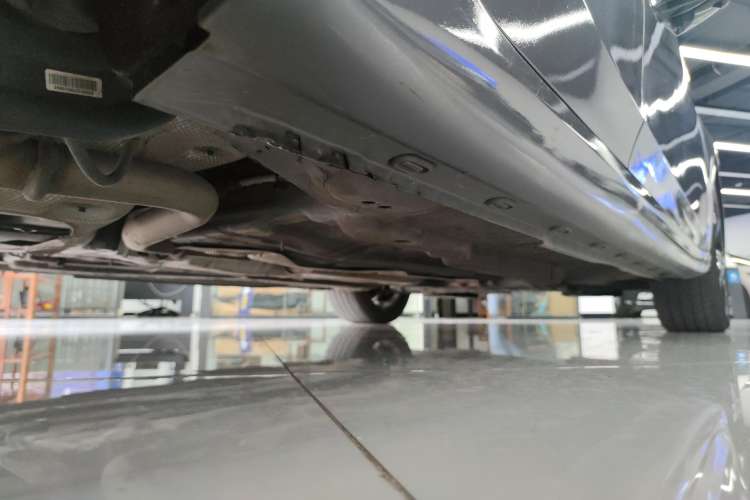 Used Roewe i6 MAX 2020 300TGI Automatic Cool & Stylish Skyroof Edition Right Side Sill